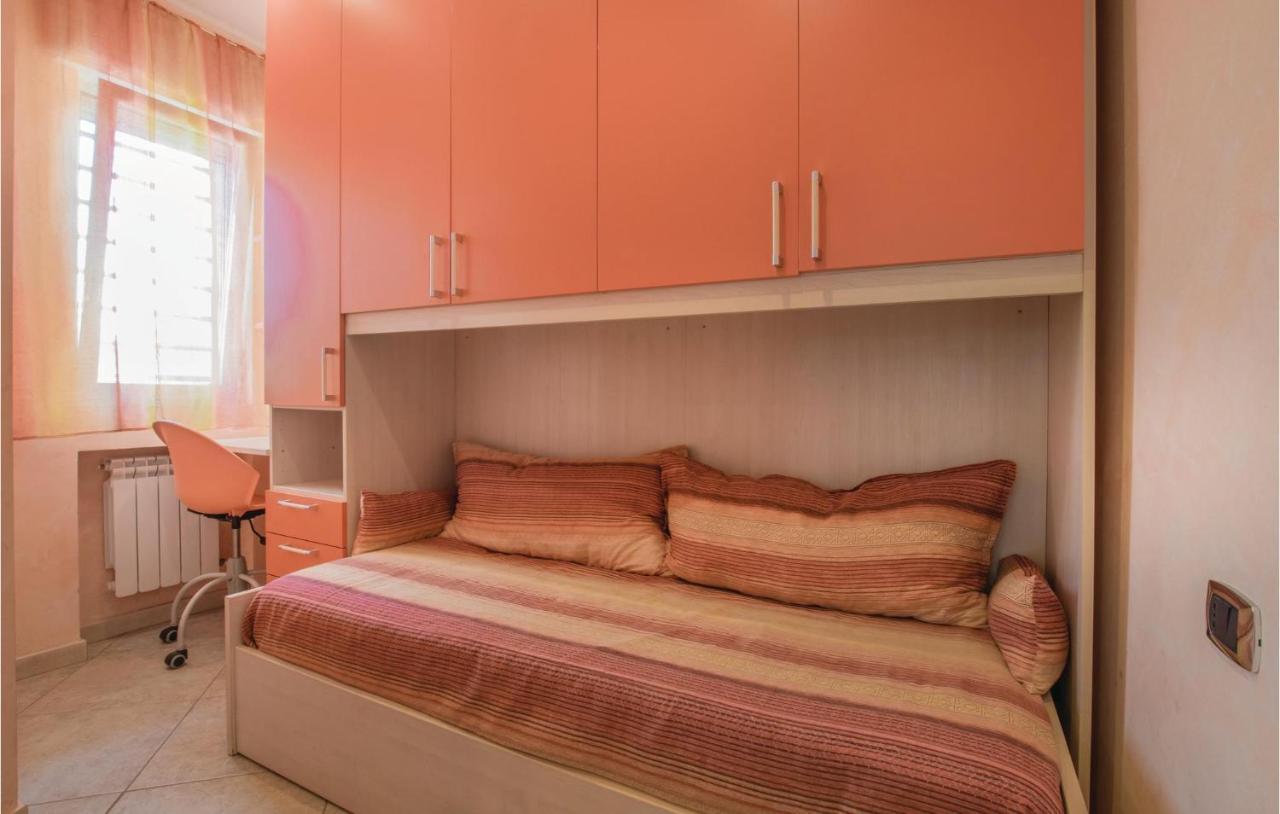 Awesome Apartment In Bari With Wifi Esterno foto